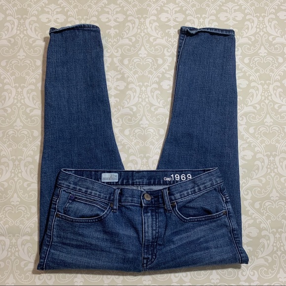gap pegged boyfriend jeans